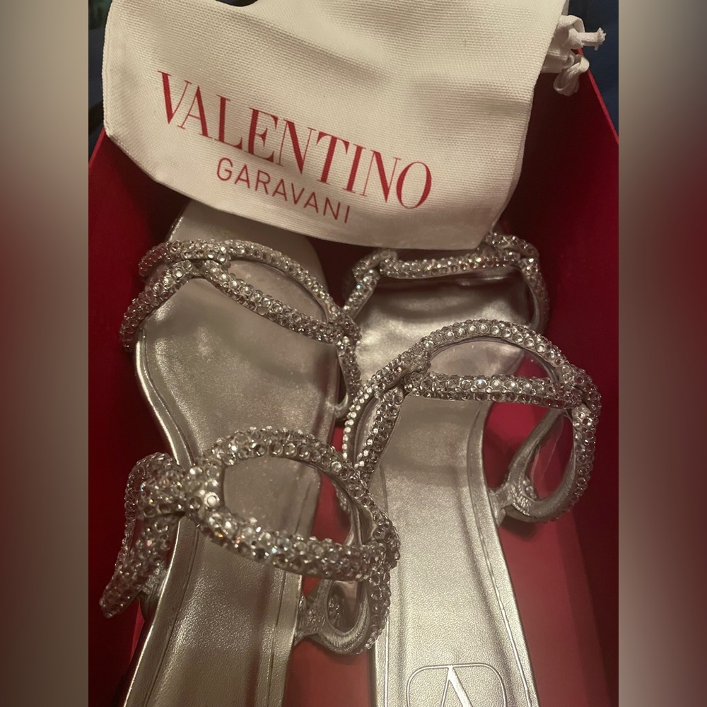 Brand new Valentino Garavani
Chain 1967 crystal-embellished sandals